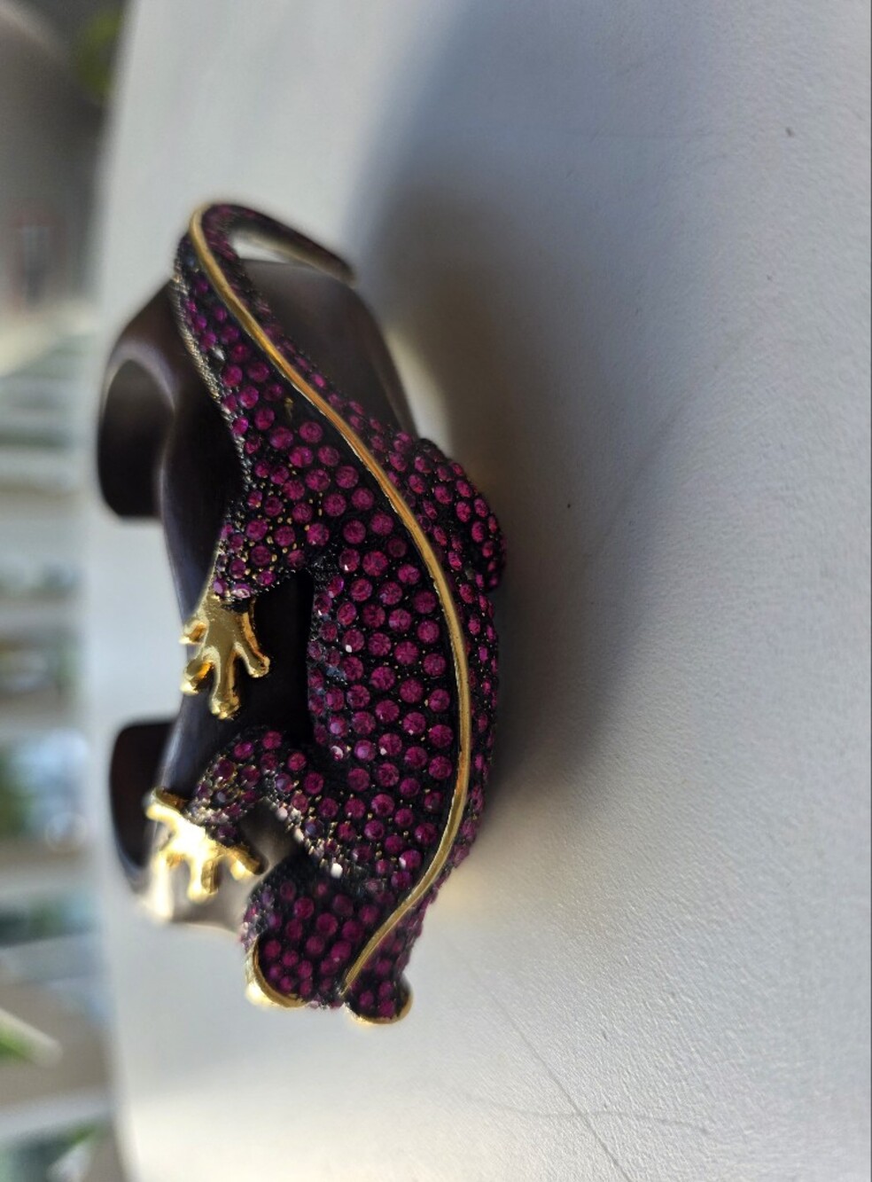 Roberto Cavalli - Gold-Tone Pink Crystal Gecko Cuff Bracelet - Picture 10 of 15